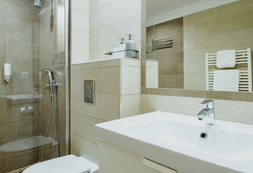 标准间, Villa Santa Maria