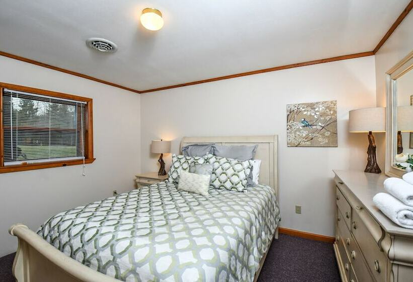 منزل غرفة نوم واحدة, Camp Deep Creek