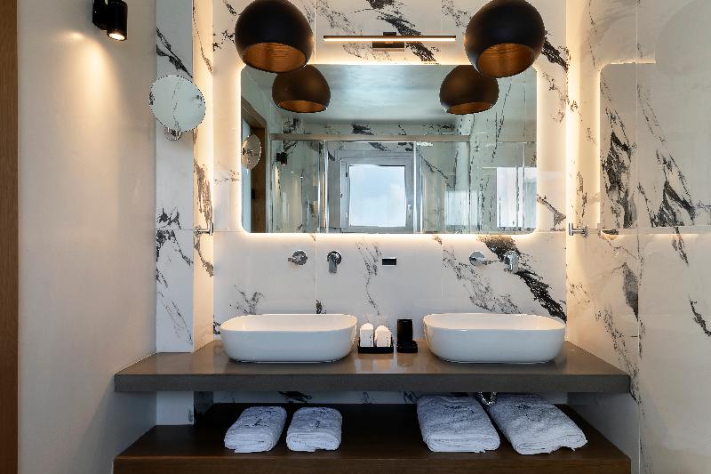 Suite Deluxe Vista Mar, Hom Santorini