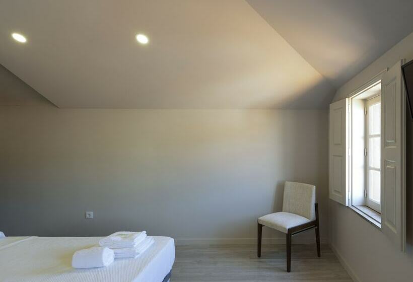 اتاق لوکس چهار تخته, Rua Grande