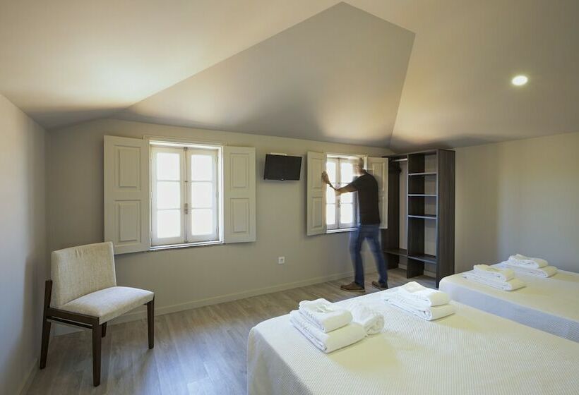 اتاق لوکس چهار تخته, Rua Grande