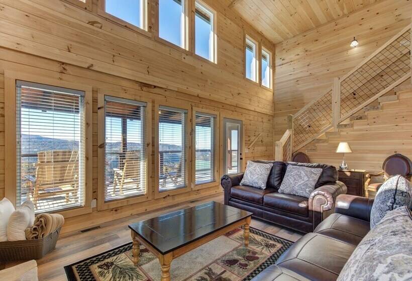 小室, Overlooking Adventure By Jackson Mountain Rentals