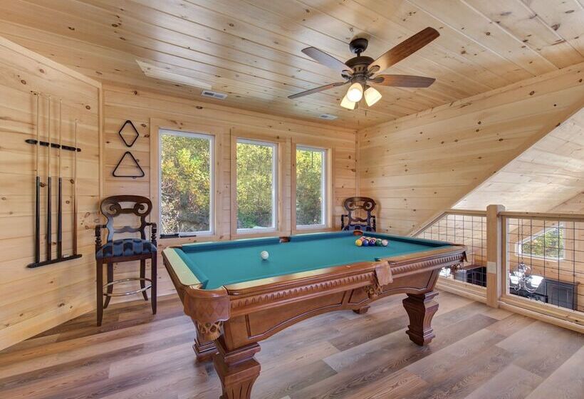 小室, Overlooking Adventure By Jackson Mountain Rentals