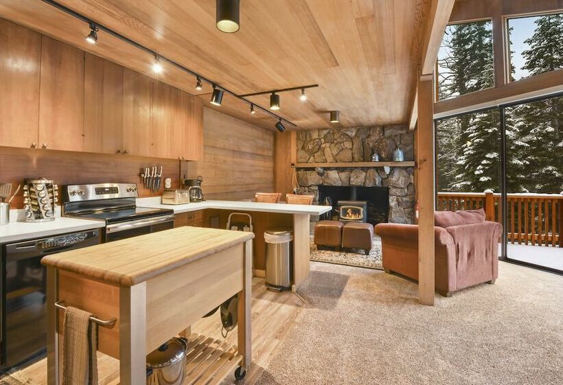 Дом 1 Спальня, Alpine Oasis