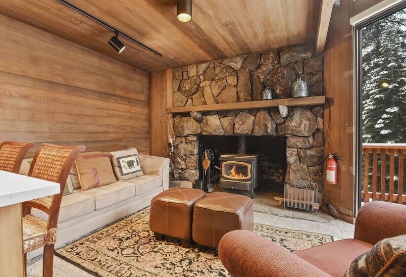 Дом 1 Спальня, Alpine Oasis