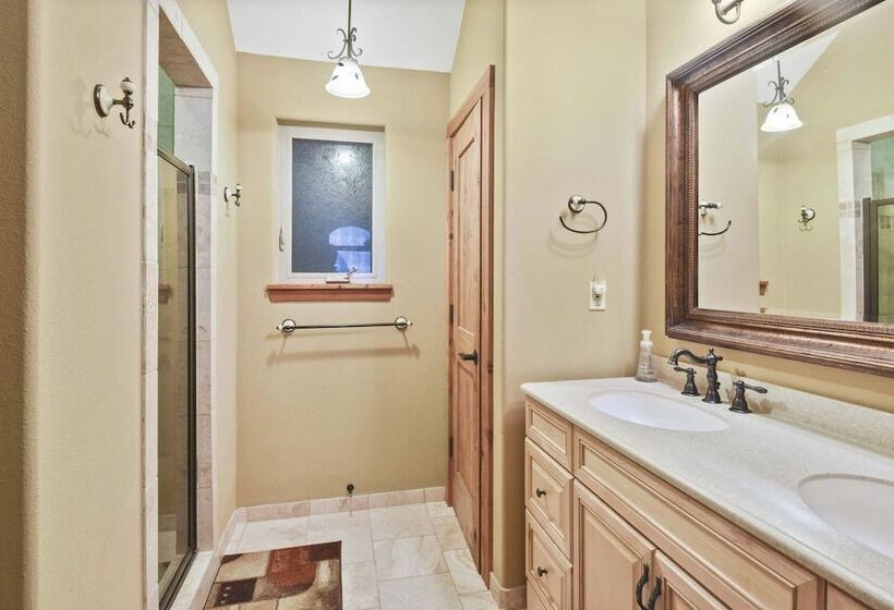 Дом 1 Спальня, Alpine Oasis