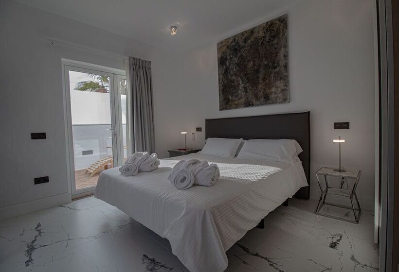 חדר דחוקס עם מיטת קינג, Casa Serena 10   Boutique Hotel   Adults Only Breakfast Included