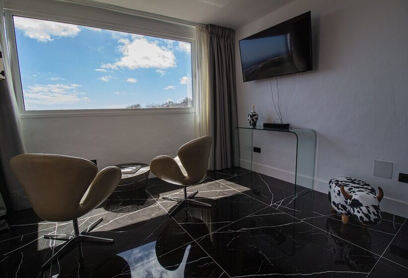 סוויטת ג'וניור נוף לים, Casa Serena 10   Boutique Hotel   Adults Only Breakfast Included