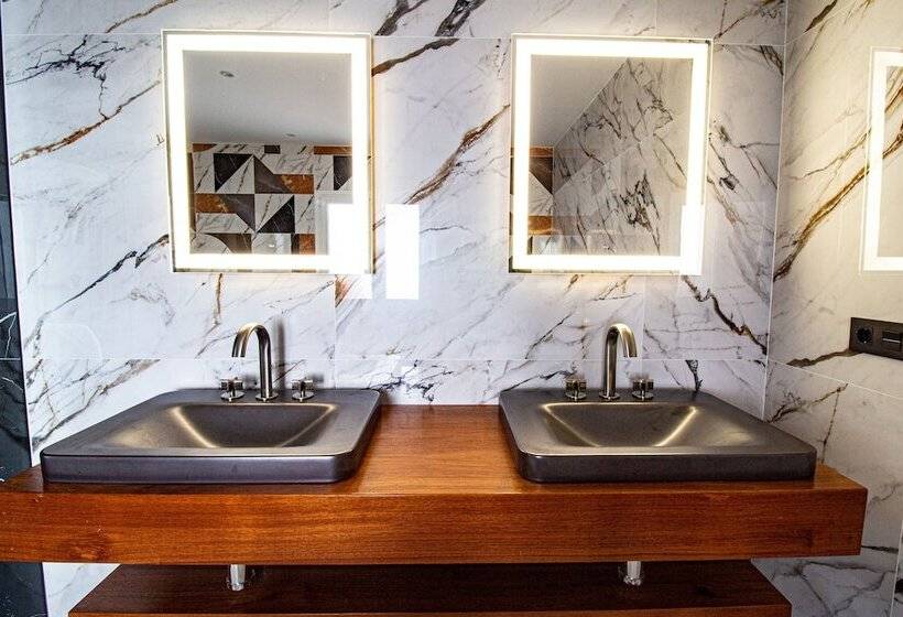 סוויטת ג'וניור נוף לים, Casa Serena 10   Boutique Hotel   Adults Only Breakfast Included