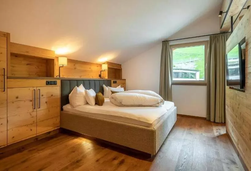 سوییت جونیور, Alpenland Gerlos   Hotel & Breakfast