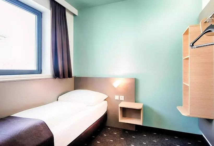 اتاق استاندارد یک نفره, B&b Hotel Graz Hbf