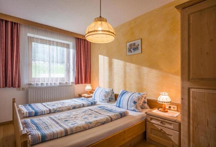 Апартаменты 3 Спальни, Böglhof