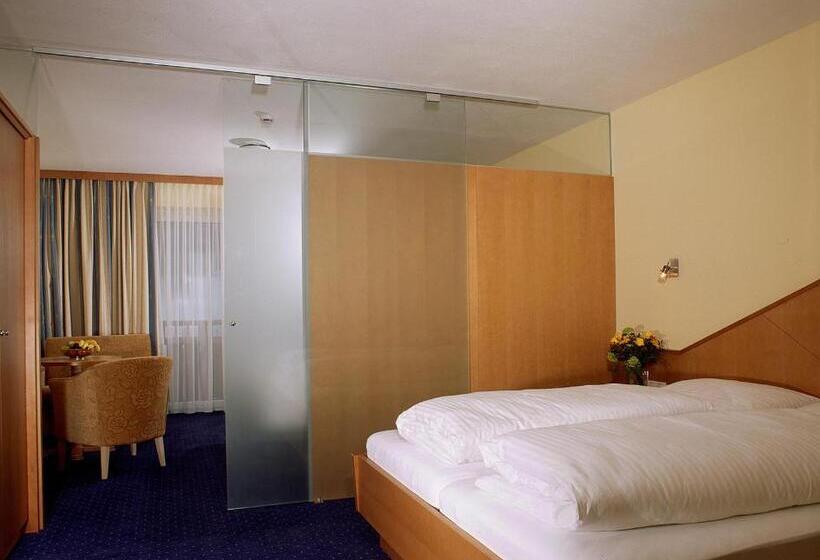 סוויטת 2 חדרי שינה, Erlebnishotel Fendels