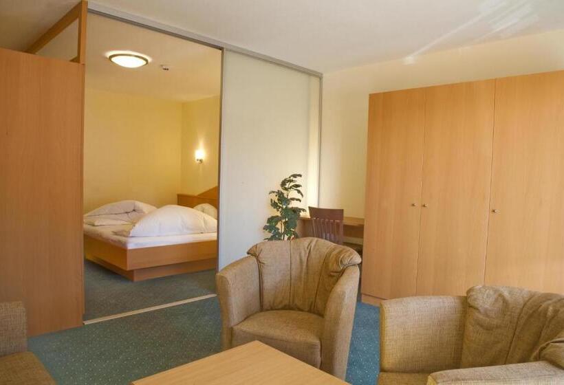 סוויטת 2 חדרי שינה, Erlebnishotel Fendels