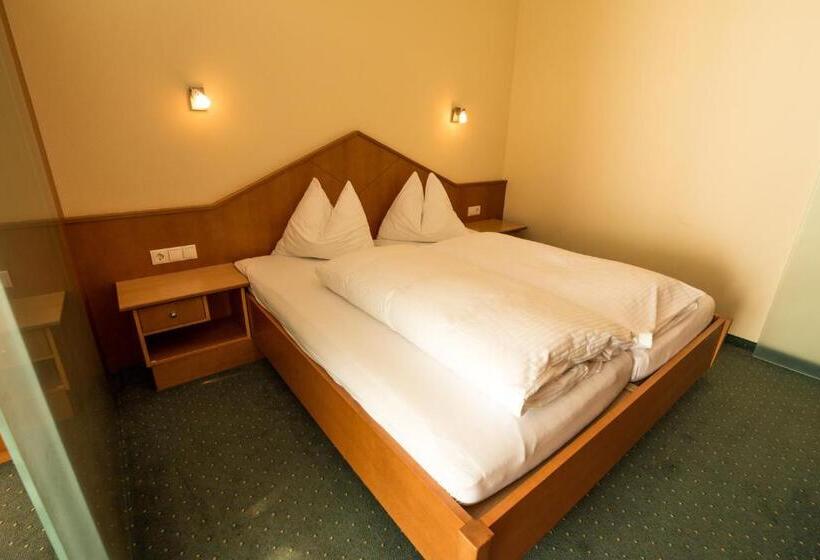 Люкс Superior 2 Спальни, Erlebnishotel Fendels