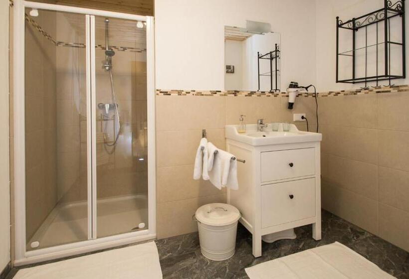 Апартаменты 2 Спальни с Балконом, Familienferienhof Stabauer