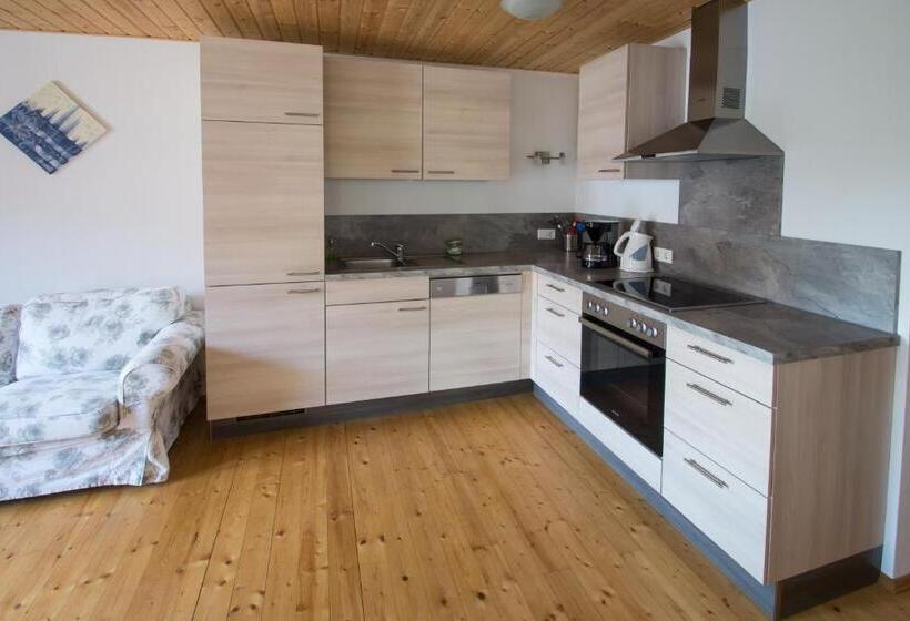 Апартаменты 2 Спальни с Балконом, Familienferienhof Stabauer
