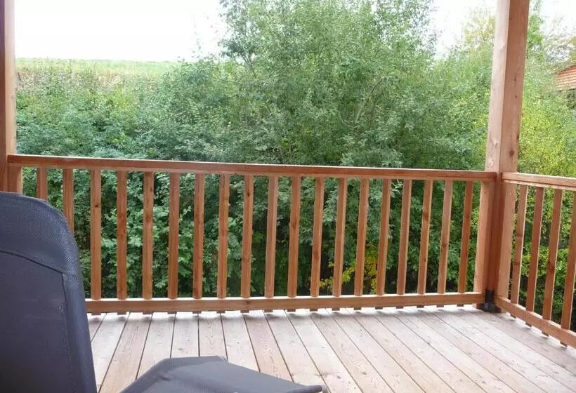 テラスつきの２ベッドルームアパートメント, Familienferienhof Stabauer