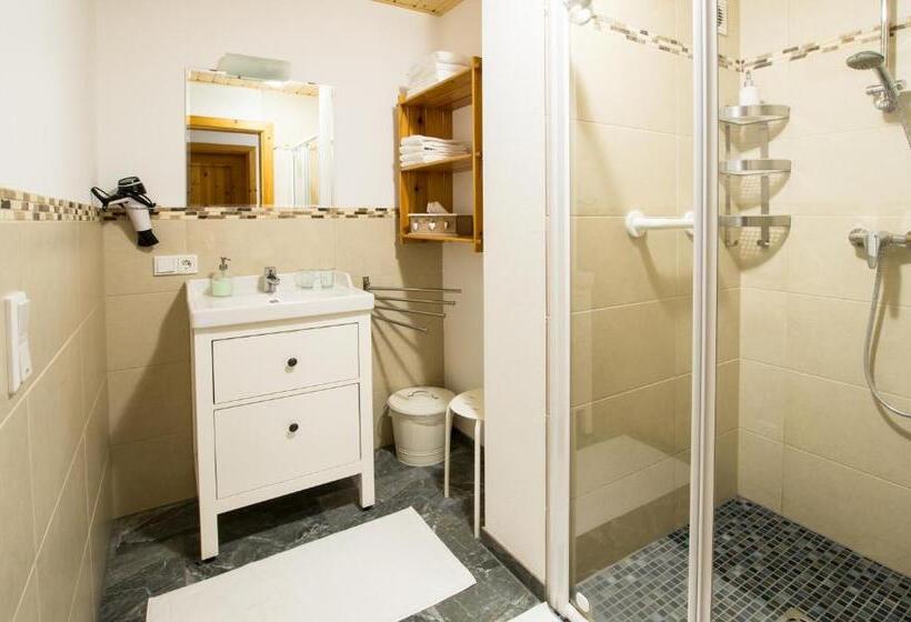 1 Bedroom Apartment Lake View, Familienferienhof Stabauer