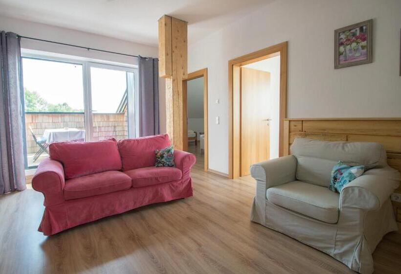 2 Bedrooms Apartment Lake View, Familienferienhof Stabauer