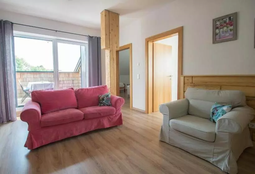 2 Bedrooms Apartment Lake View, Familienferienhof Stabauer