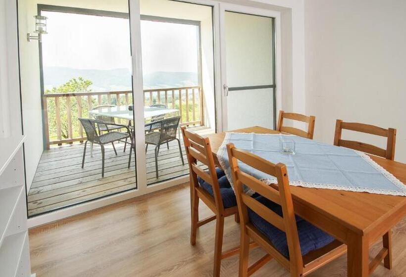 1 Bedroom Apartment Lake View, Familienferienhof Stabauer