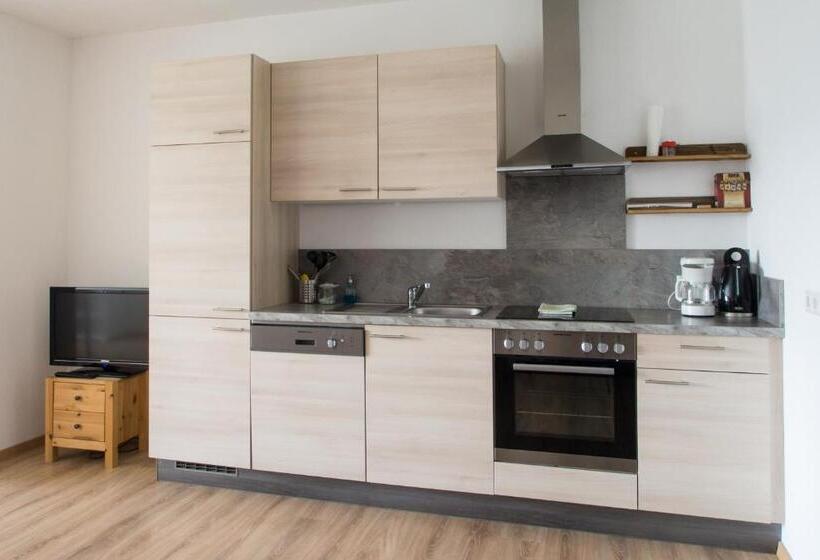 1 Bedroom Apartment Lake View, Familienferienhof Stabauer