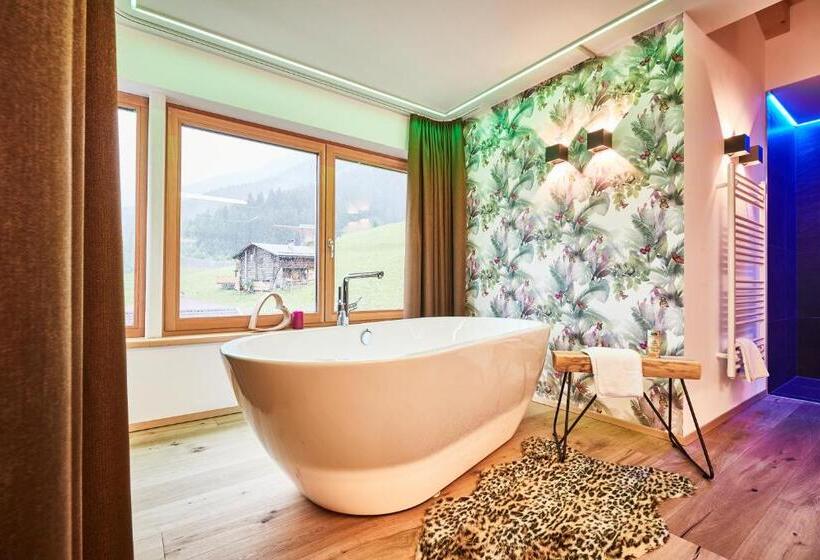 סוויטה עם מרפסת, Ferienhotel Jörglerhof