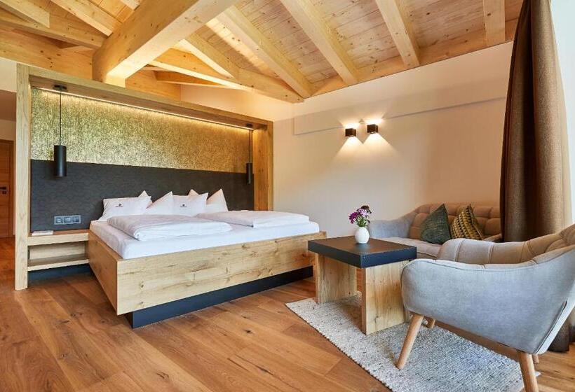 סוויטה עם מרפסת, Ferienhotel Jörglerhof