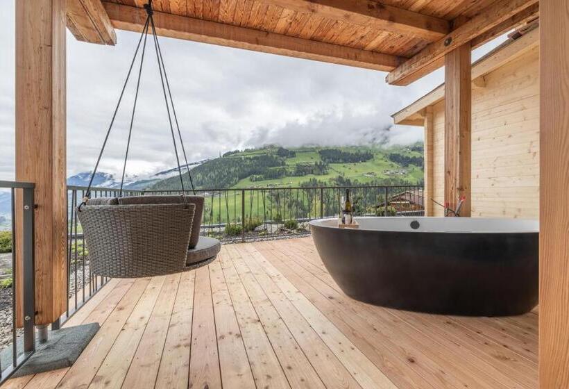 סוויטה, Ferienhotel Jörglerhof