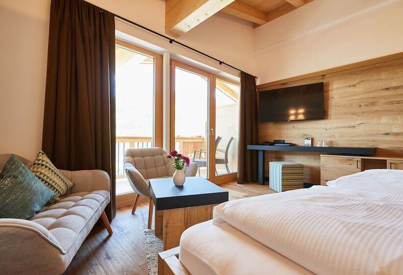 סוויטה עם נוף, Ferienhotel Jörglerhof