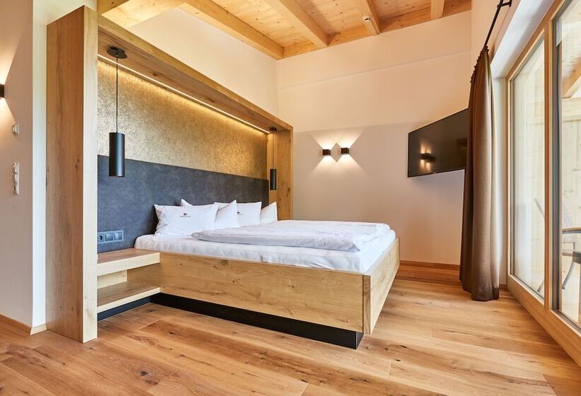 סוויטה עם נוף, Ferienhotel Jörglerhof