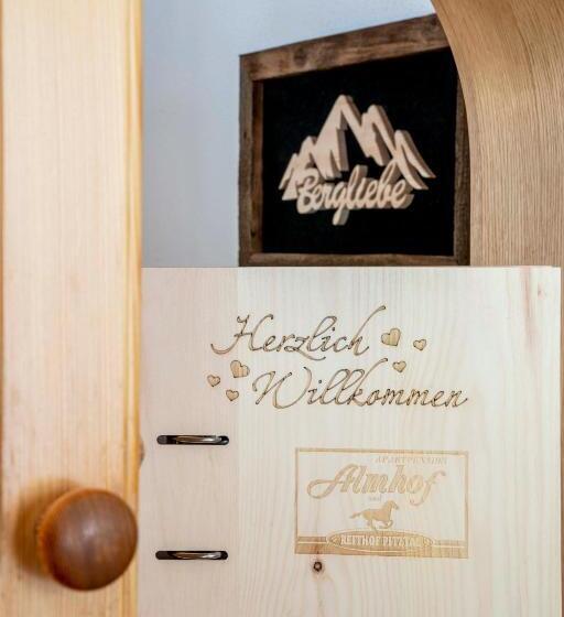 침실 2개 스위트, Almhof Reithof Pitztal