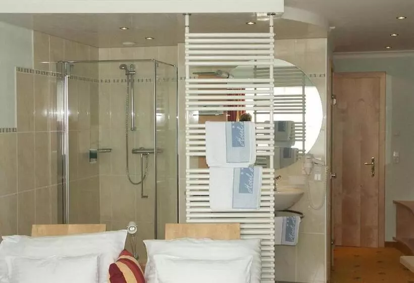 スーペリアールーム, Alpina Nature Wellness