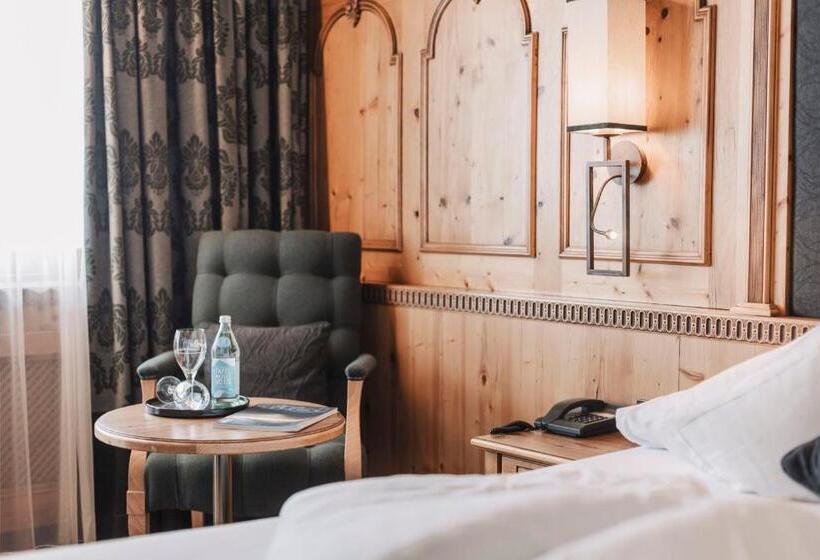 اتاق سوپریور, Alpine Resort Sportalm