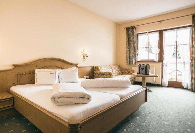 اتاق خانوادگی, Alpine Resort Sportalm