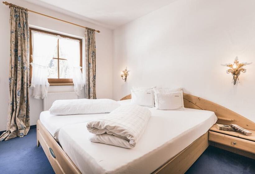 سوییت خانوادگی, Alpine Resort Sportalm