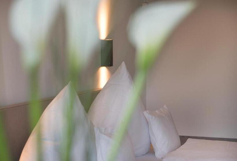 Апартаменты Пентхаус 1 Спальня, & Appartements Oberhofer