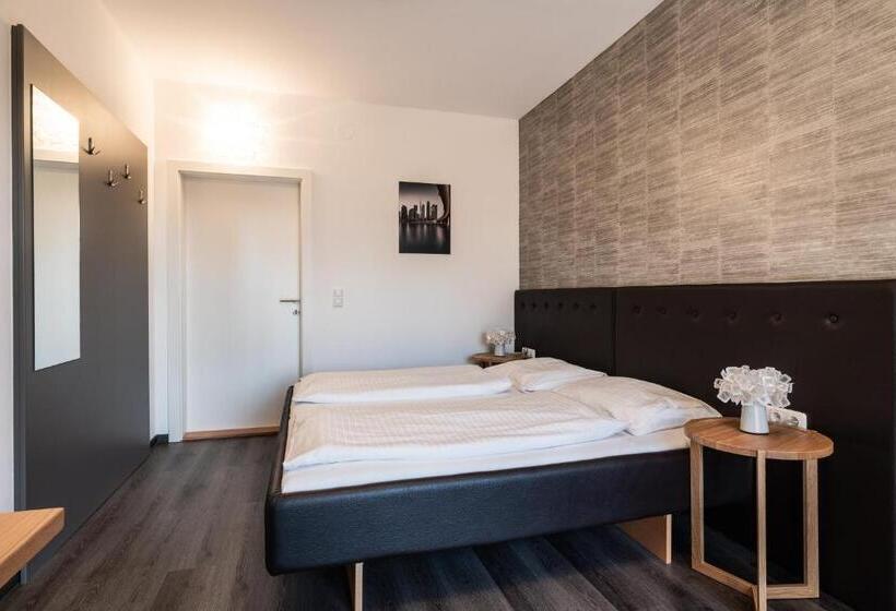 غرفة إقتصادية, Birkenhof