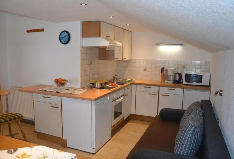 발코니가 있는 2 베드룸 아파트, Haus Alpenruh