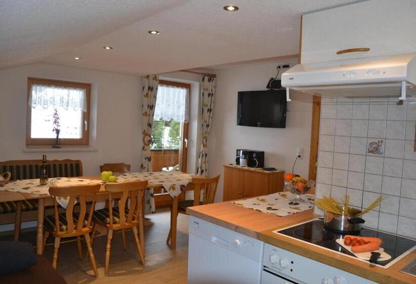 발코니가 있는 2 베드룸 아파트, Haus Alpenruh