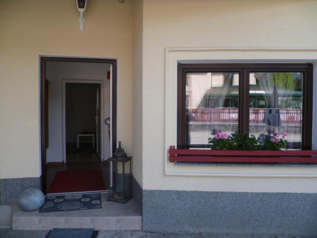 Апартаменты 1 Спальня Нижний Этаж, & Restaurant Edelweiss Alpine Lodge