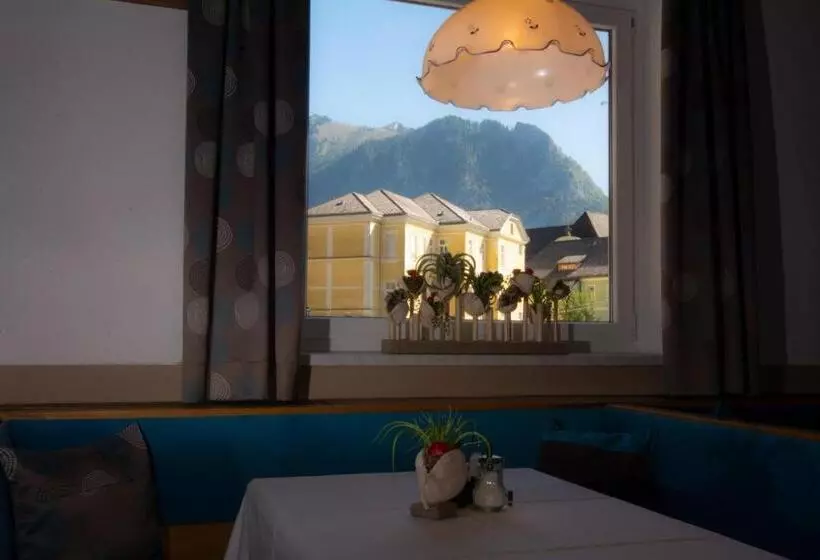 Perhehuone, Schlafmeile Traunsee