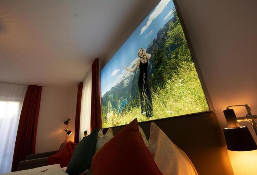 Family studio with balcony, Schlafmeile Traunsee