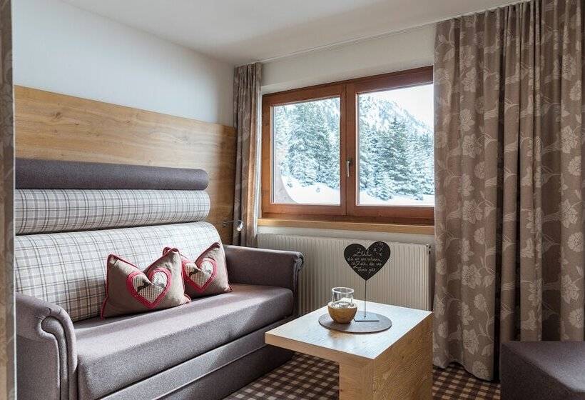 سوییت با چشم‌انداز کوه, Sonnblick