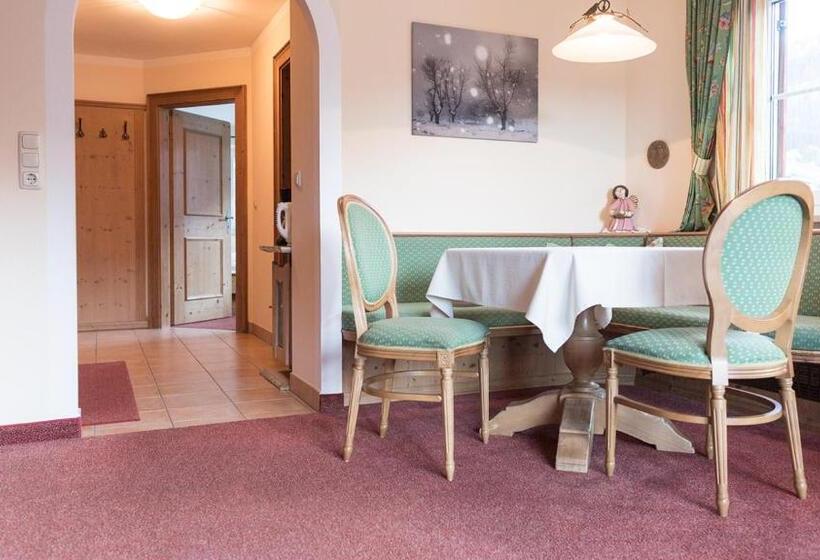 Апартаменты 2 Спальни, Am Triendlhof