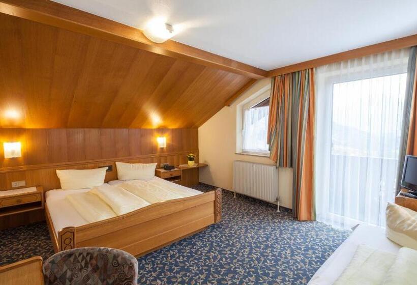 חדר קלאסי לשלושה, Kinderhotel Sailer