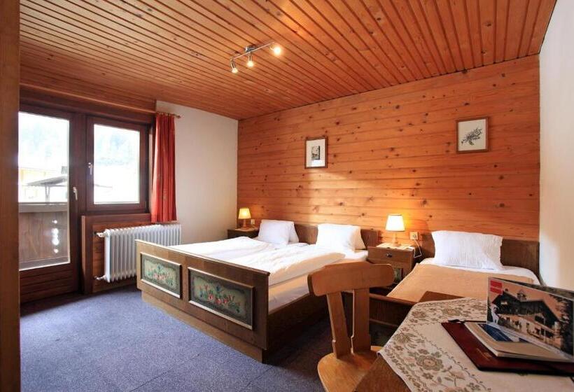 스탠다드 트리플 룸, Gasthaus Steinberg