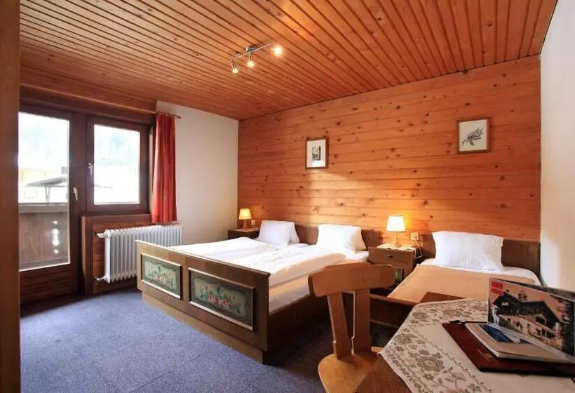 スタンダードトリプルルーム, Gasthaus Steinberg