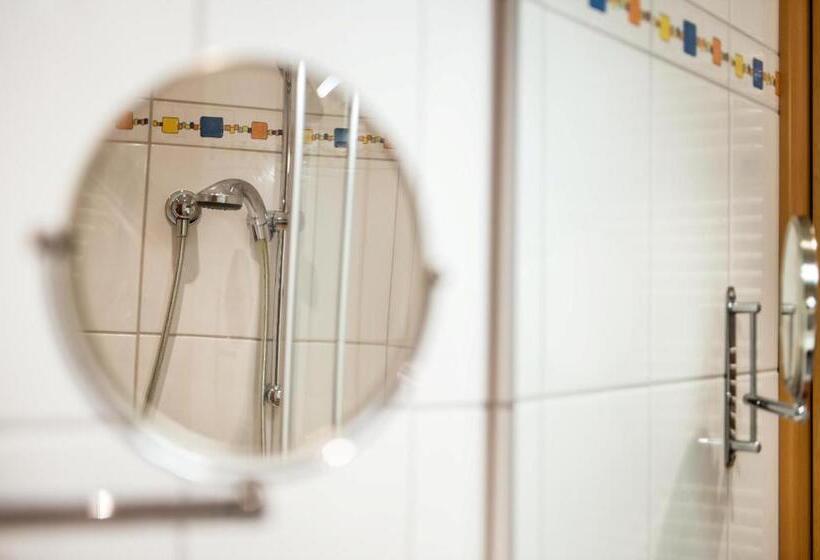 Семейный Номер, Pension Elisabeth